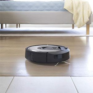 Roomba I6 Cleaning